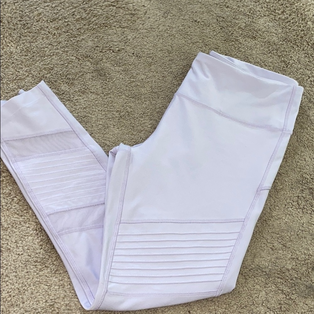 2 PAIRS OF WOMENS WORKOUT LEGGINGS